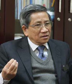 Nên tập trung vào một giải pháp then chốt là “người thầy”